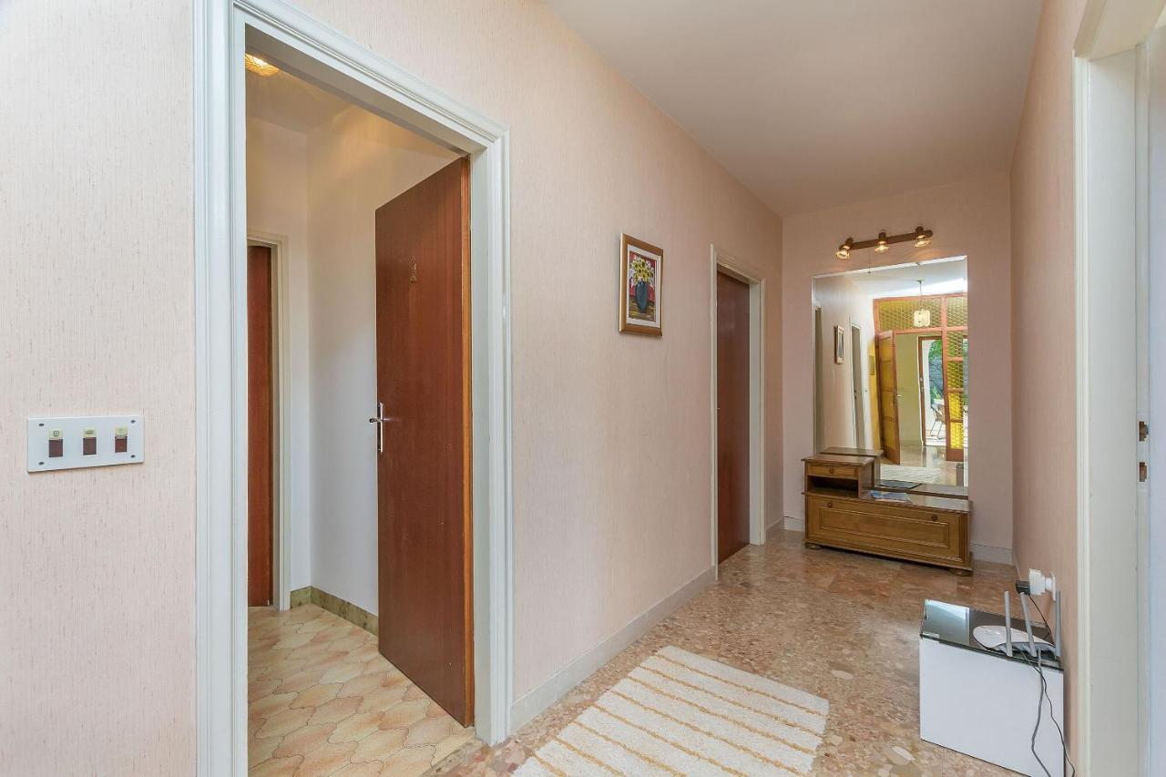 Apartments Clarus Mare Duce Luaran gambar