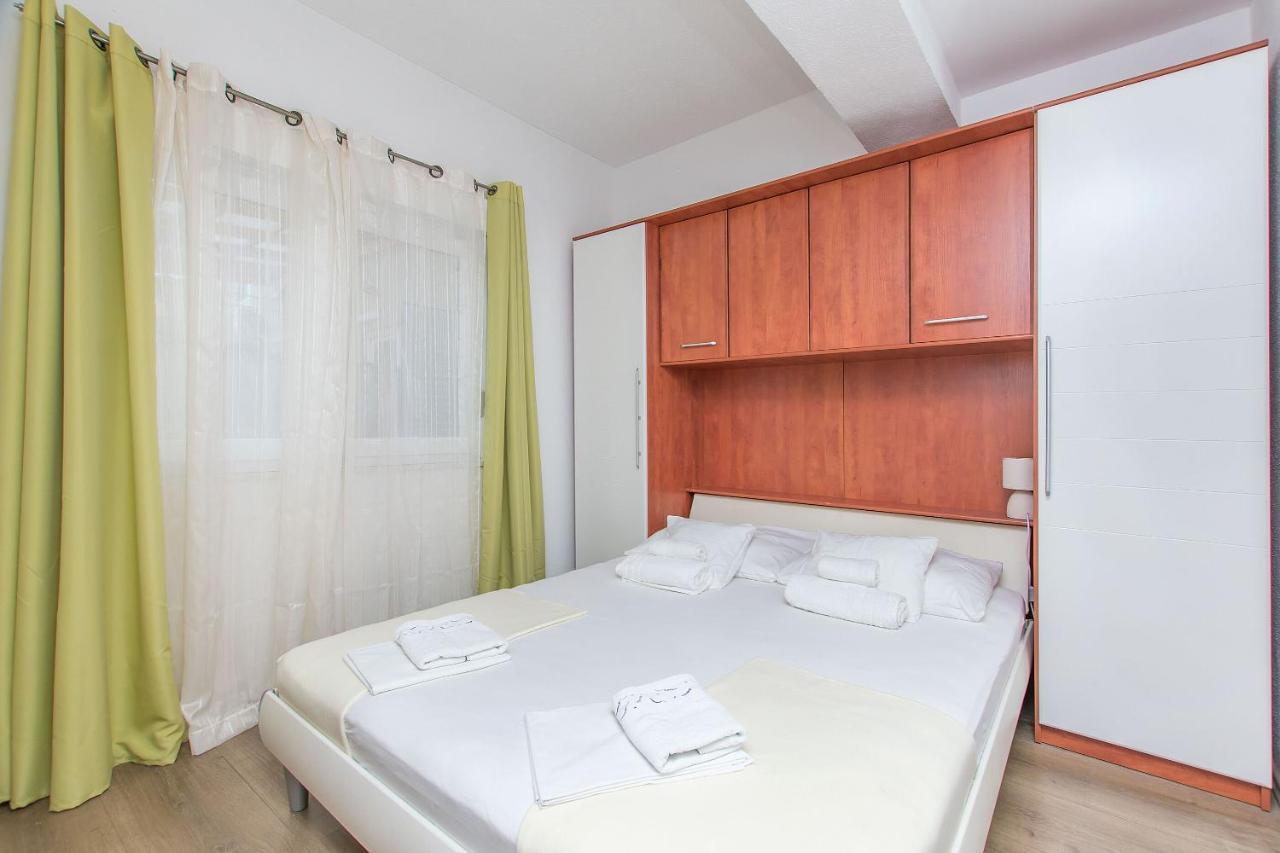 Apartments Clarus Mare Duce Luaran gambar
