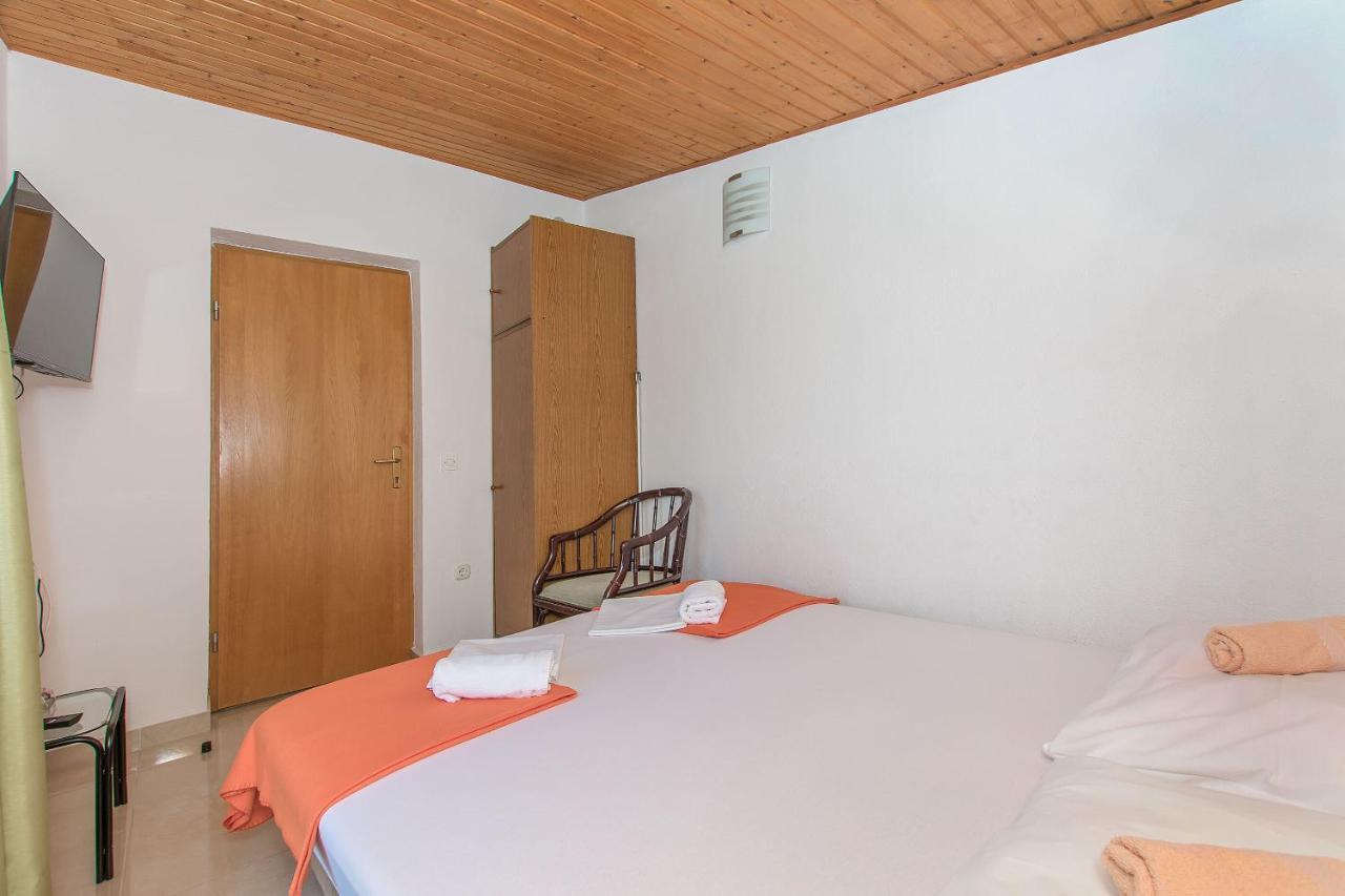 Apartments Clarus Mare Duce Luaran gambar