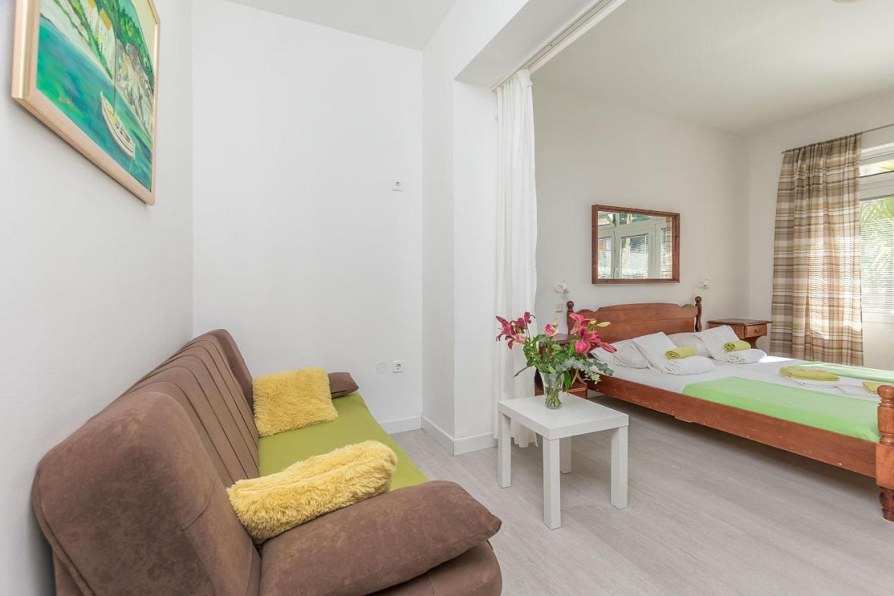 Apartments Clarus Mare Duce Luaran gambar